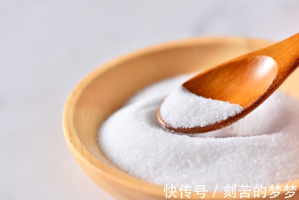 家长|比味精更可怕的调料，“偷走”了孩子身高，家长还当宝给孩子喂