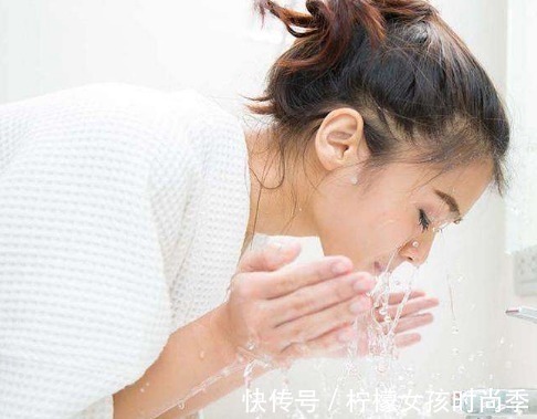 专家|99%的人洗脸方式都是错的?专家提醒:这些洗脸误区还有很多人犯