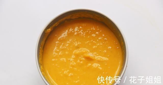 美食|松软香甜的南瓜松饼，护胃补锌，与家人一起分享健康美食吧！