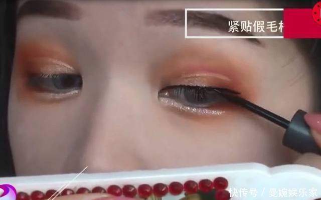 男子|男子好不容易追到自己的心意女孩,当女孩化完妆,顿时灰溜溜走了