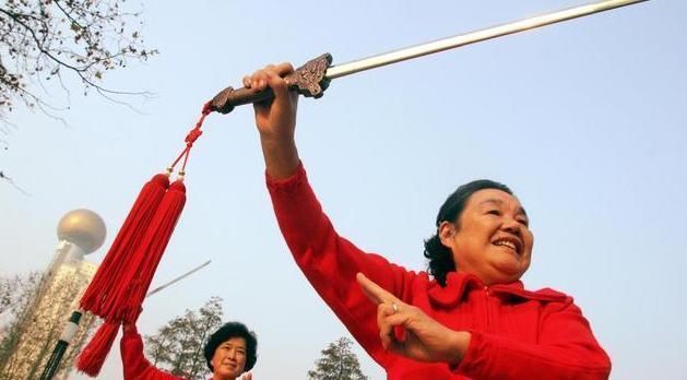 长寿|长寿的人,晨起都有这五个好习惯,占得越多,越容易长寿