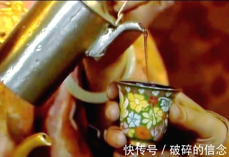 古代$用古代礼法看梨香院夜宴,何等伤风败俗!黛玉搅局恰到好处