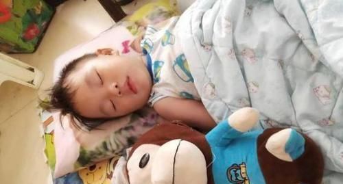 盐巴|孩子啥时候可以开始吃盐?是否越晚越好?儿科医生:家长都做错了