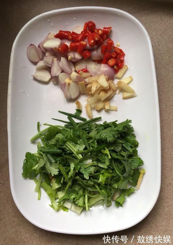 它是鱼腥的“死对头”，炖鱼时加一点，鱼肉更鲜嫩，一点都不腥！