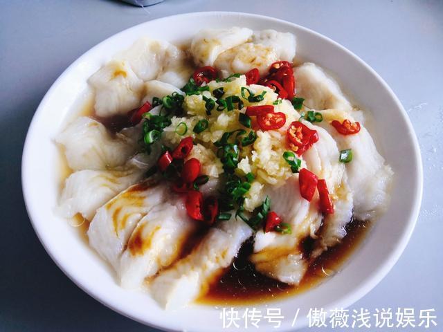 辣椒圈|学会这样做蒜泥蒸鱼肉，香而不腻又营养美味，一起来享受美食吧