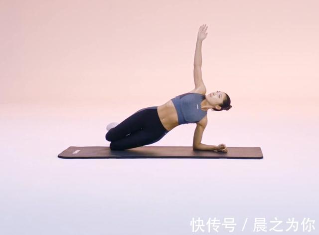 踢腿|这位俄罗斯女孩长得太靓了！天使脸蛋+超模身材，这身材太火爆了