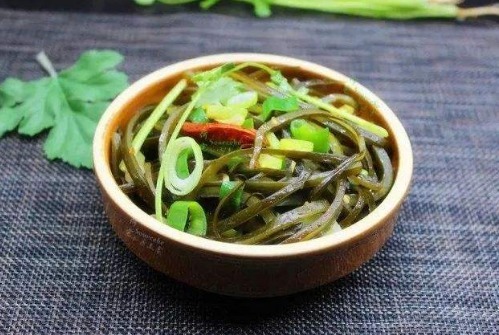 醋溜菜|女生想要抗衰老,以下几种野菜可常吃,清热解毒,更好保护身体