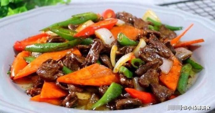 笋干红烧肉|香喷喷的几道家常菜，学会了不用去餐厅，自己做更美味更实惠