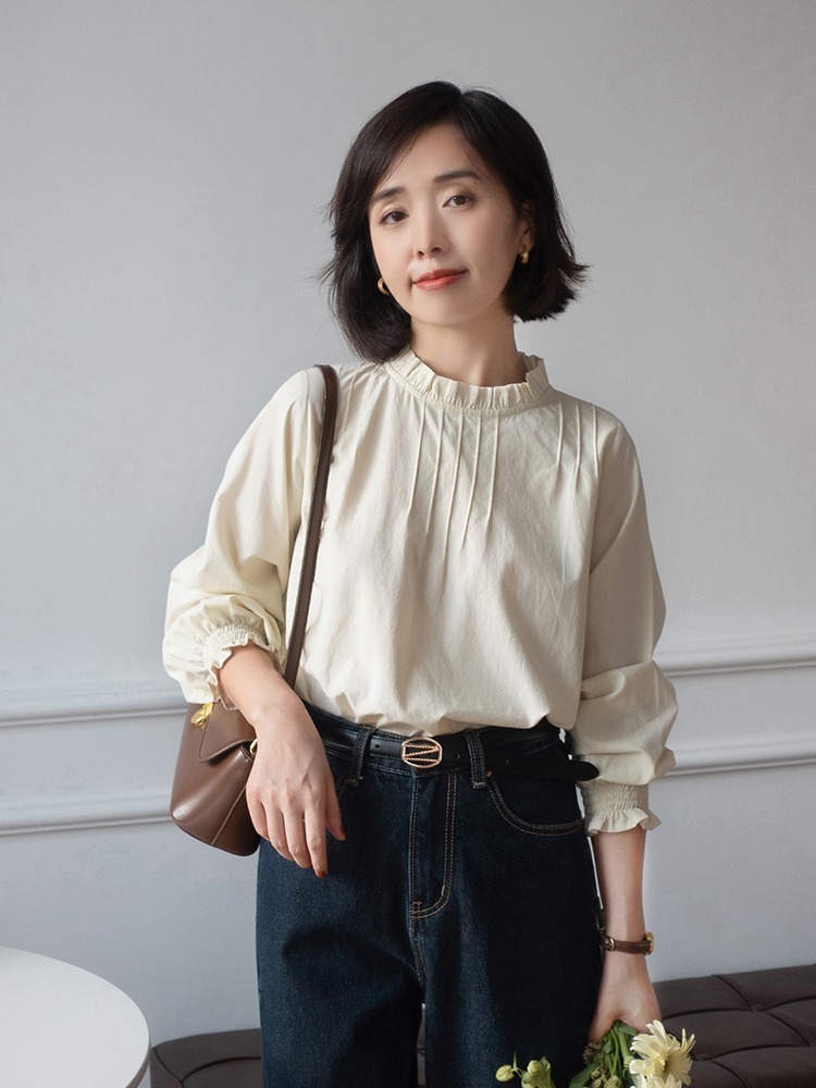 秋冬 秋冬就要穿得复古又时尚,立领压褶棉质衬衣你值得拥有!