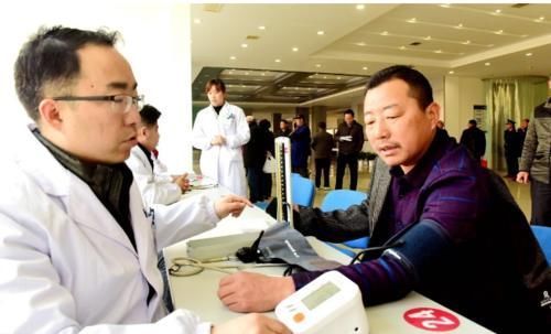 血压|血压偏高14598,需不需要吃降压药?什么情况下需服降压药