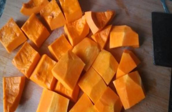 它加上南瓜焖一焖，等于0副作用“减肥药”，吃2天清宿便润肠道