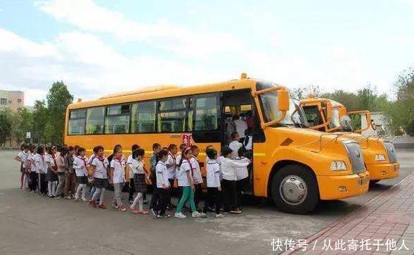 路程|“娃上学,我一天接送8趟”,专家接送孩子,是毁掉孩子的毒药