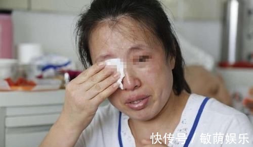 医院|2岁女童在游乐园突然抠耳朵,连送4家医院,取出的东西让父母崩溃