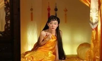 出阁|古人把未出阁的女人叫做“黄花闺女”,原来“黄花”是指这个部位