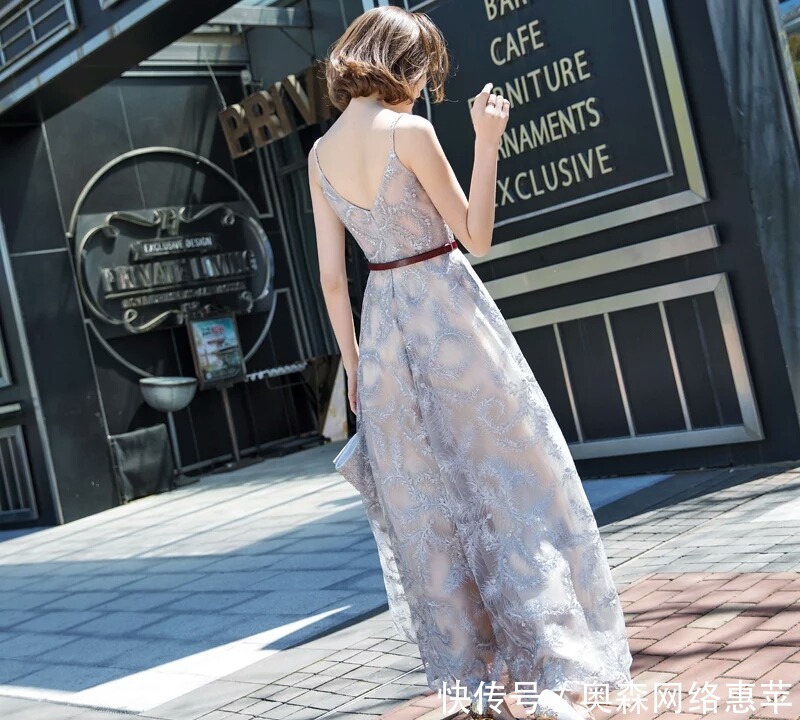 街拍:都挺好,就是走路不太方便