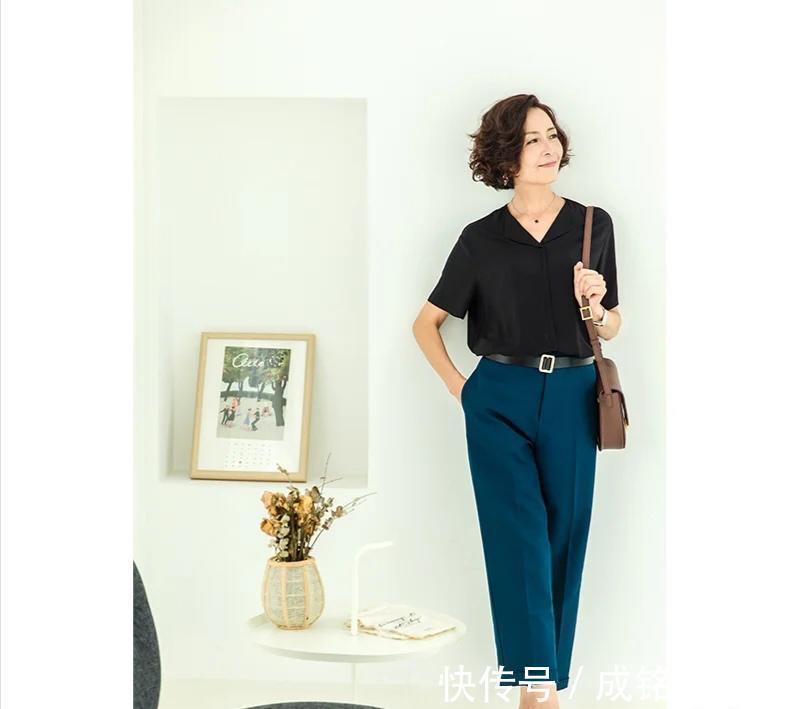 高级感|自然老去也要优雅，妈妈辈的高级感穿搭示范，减龄时尚气质翻倍