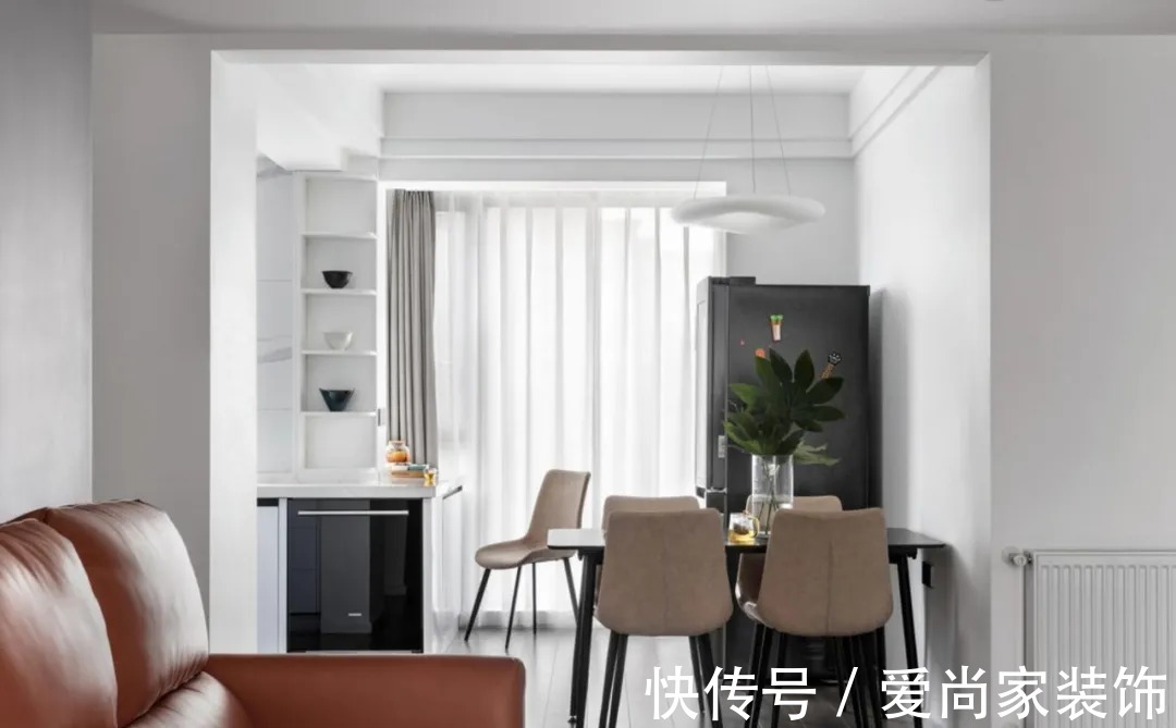 家装|100㎡只刷乳胶漆，没有吊顶不做造型，把家装得干干净净