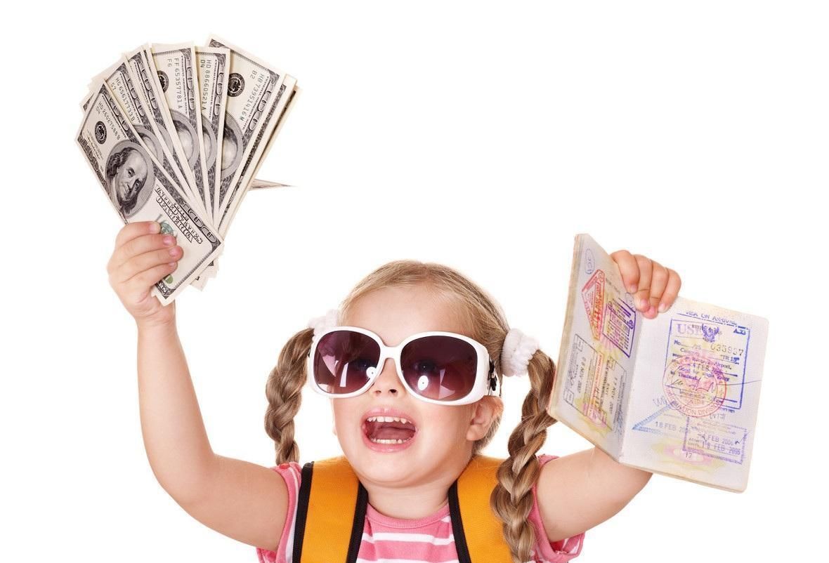 小奇|孩子偷了家里钱,两个爸爸不同的处理方式,给了孩子不同的未来