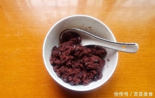 想吃铜锣烧别再买，教你在家轻松做，口感细腻香甜，比买的香多了