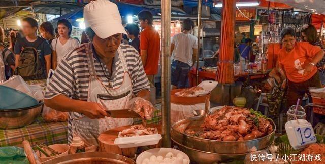 夜市|泰国清迈夜市,平民“美食天堂”,市民和游客争相“寻味觅食”