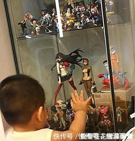 孩子|熊孩子摔坏20万“手办”，家长态度强硬一堆破塑料，别想讹钱