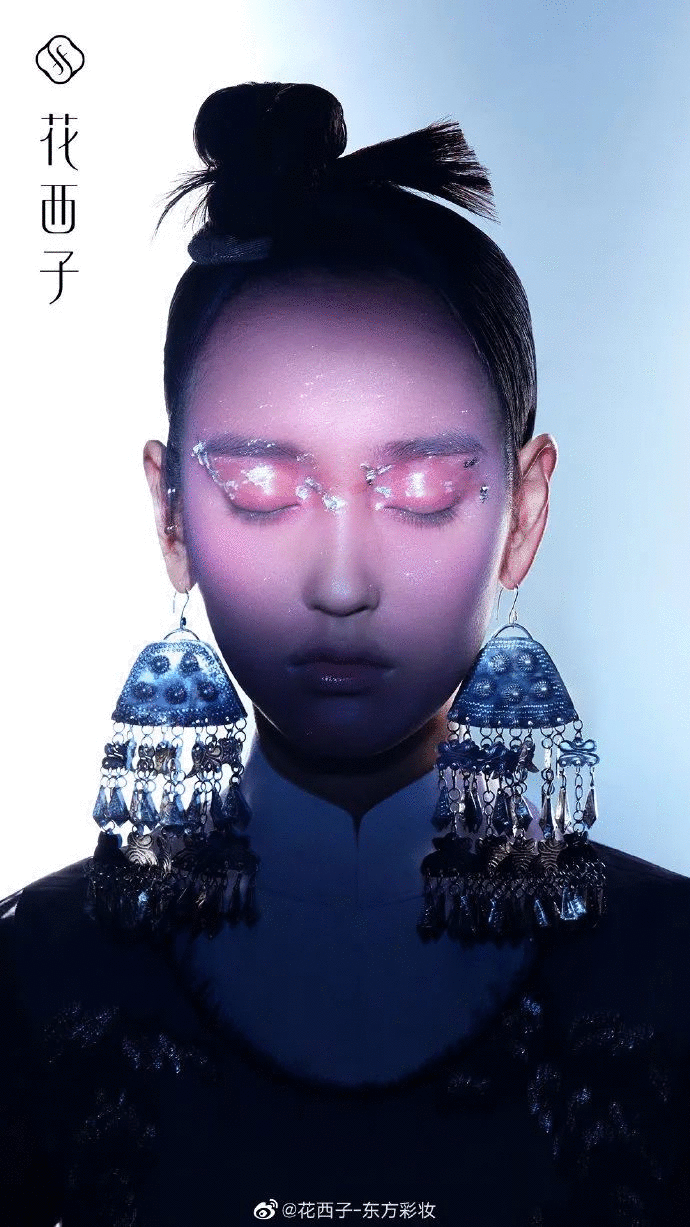 「李佳琦们」一手奶大的花西子,距离大牌还有多远?