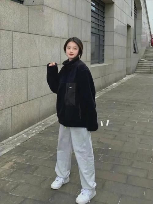 外套|降温之后,可以试试这种“韩系大衣”,显瘦又保温,怎么穿都美