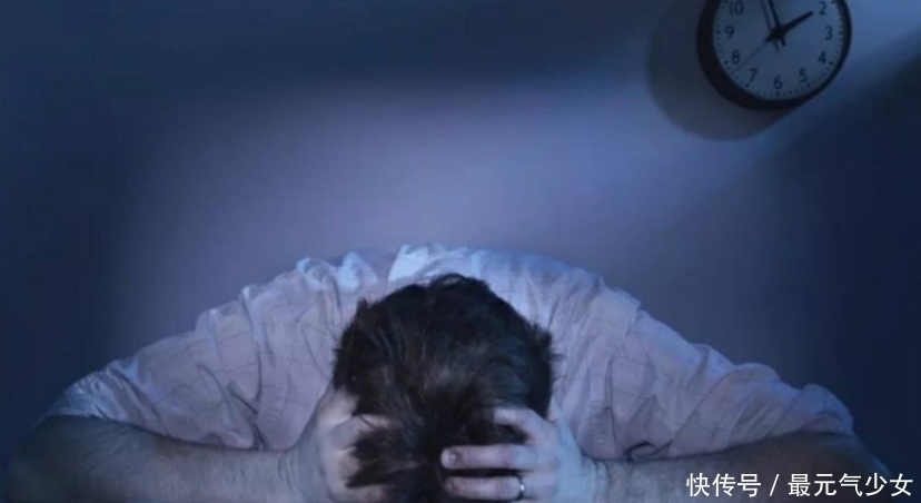 营养师：男性年过45，5种行为会加快衰老，第1很