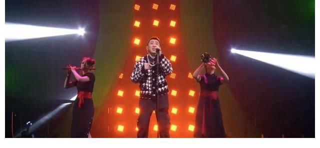 追光吧閃閃發光的尚九熙