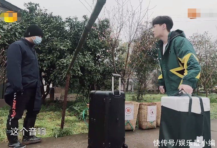 《向往5》录出“鸡条”味，黄磊不按规则走，张艺兴套路导演服了