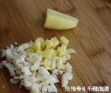 烧菜|这道菜我每星期都会做一两次,儿子爱吃又可以当饭吃省得烧菜了!