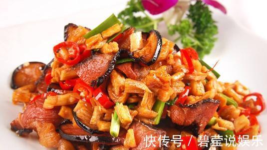 金黄色|今天做了这几道家常菜，一上桌就被抢光，老公儿子都夸很好吃