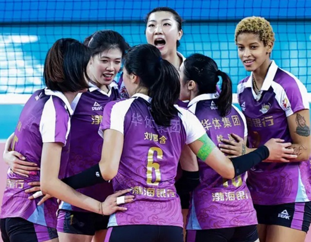 李盈莹|转会收奇效,女排边缘国手创一大纪录,国家队第四主攻,冲世联赛