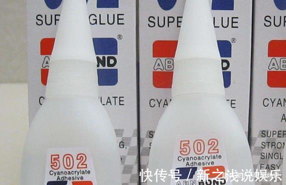 危险|不到30分钟,男孩的整颗眼睛没有了,这东西你家常有父母别轻视了