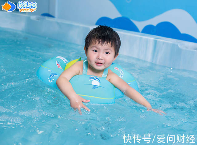 运动能力|一年花成千上万元在宝宝游泳上,是真的值得吗?