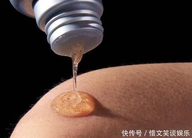 皮肤|洗澡到底时用沐浴露还是香皂好?不少人都用错了,难怪皮肤那么差