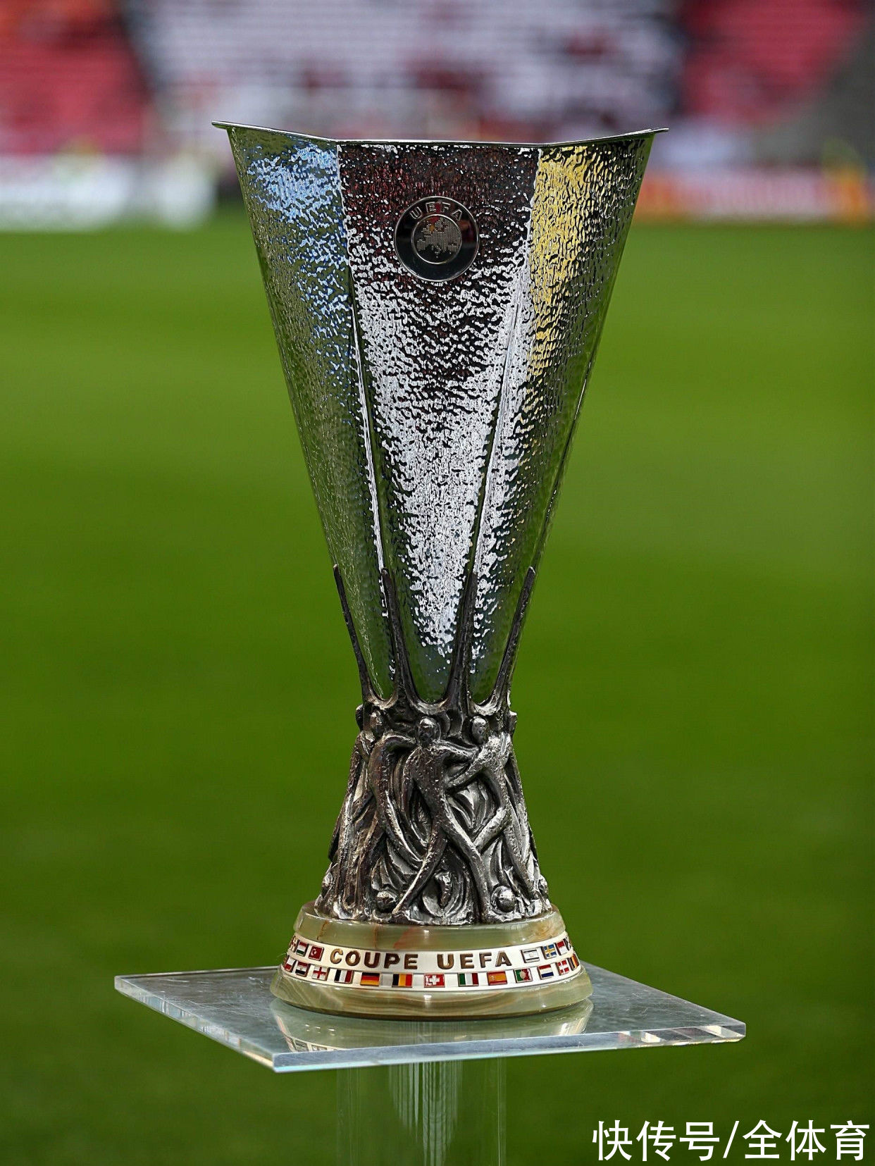 歐聯(lián)杯|巴薩歐聯(lián)杯奪冠保歐冠資格？想得簡(jiǎn)單實(shí)現(xiàn)難！附加賽就可能碰勁敵