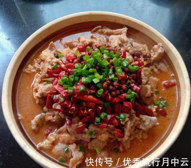 火锅底料|水煮肉片，肉片嫩滑，麻辣鲜香！