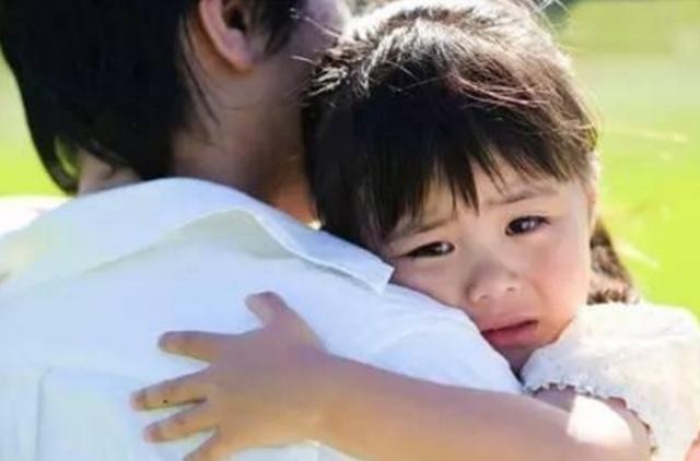 孩子|最常见“关”姓爸爸,以为给女儿取个温柔的名字,老师却叫不出口