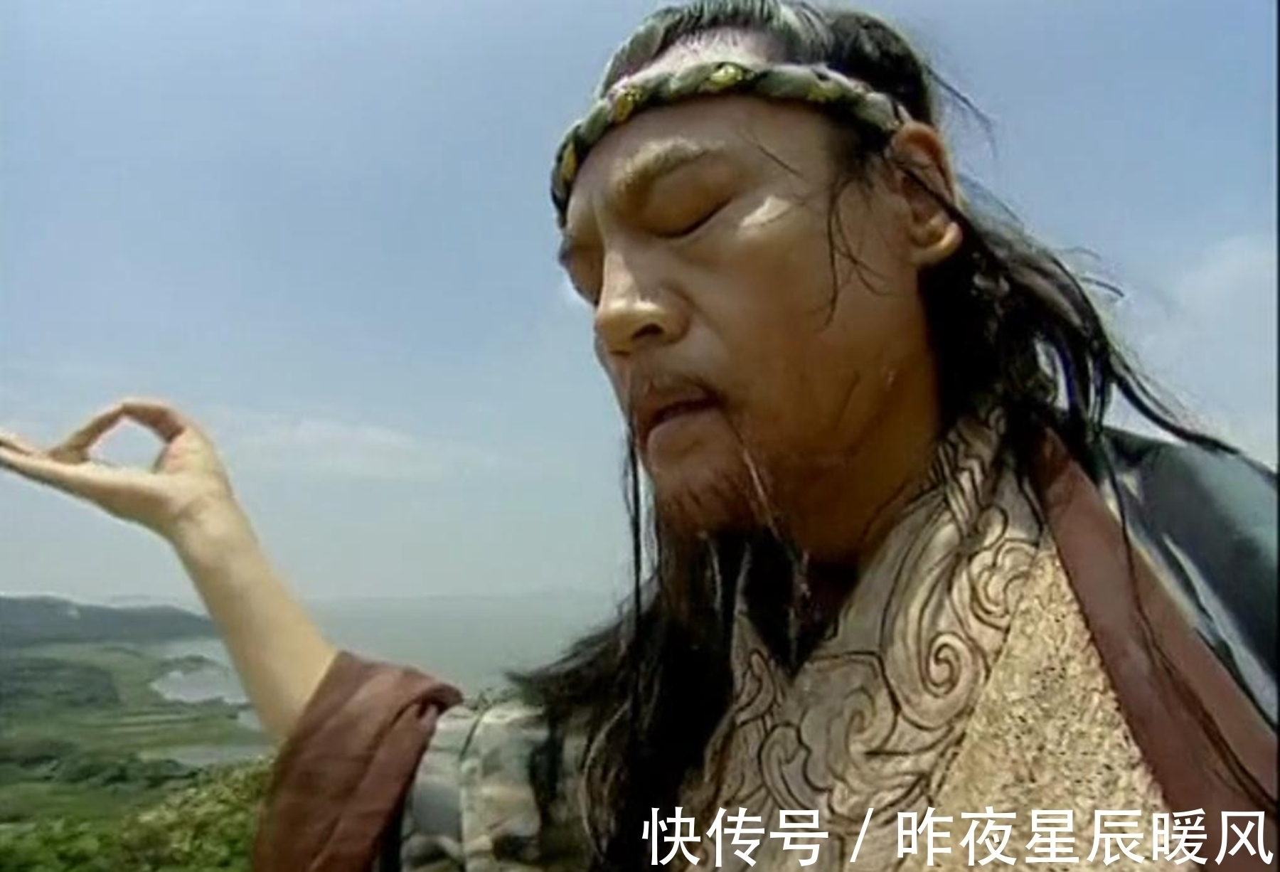 紫霞!笑傲江湖中,岳不群舍弃紫霞神功去学辟邪剑法,紫霞功真不行吗?