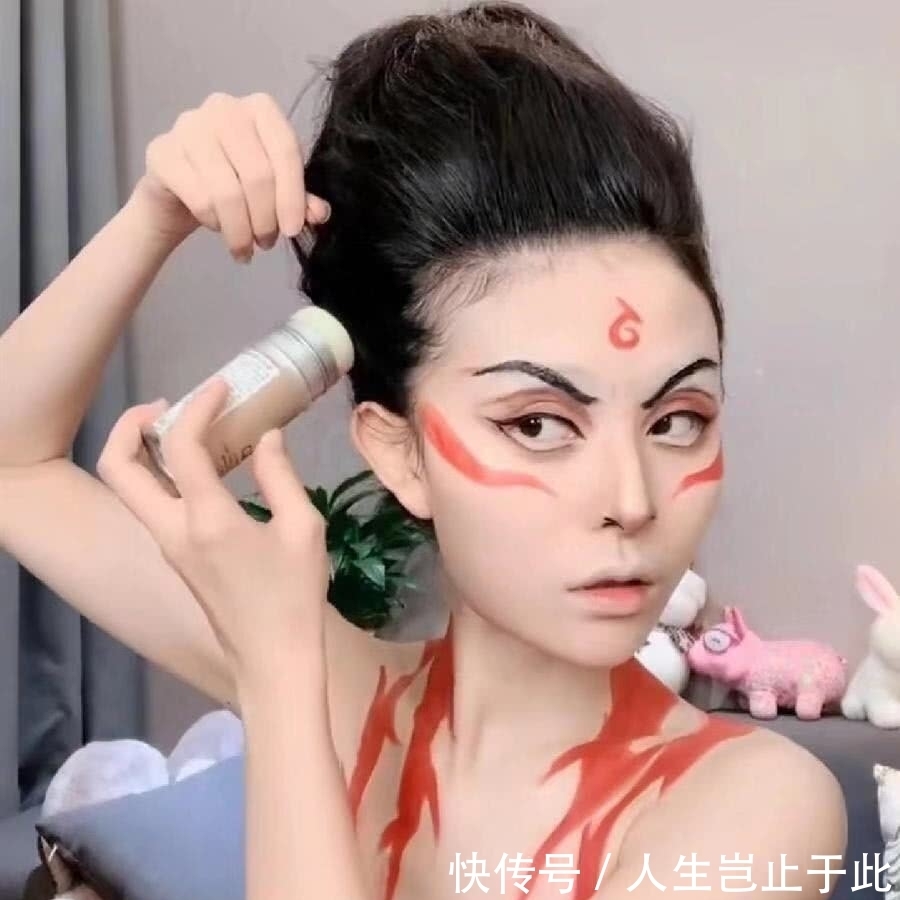 美术生画仿妆哪吒,开头没在意,看到结局:大神,怎么拍的照?