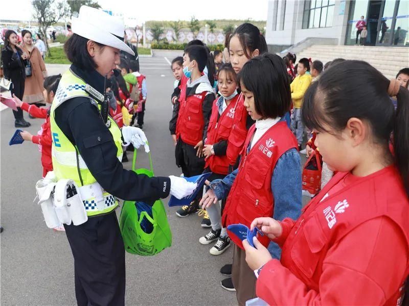  记者|小记者进警营，探索神秘“警”色