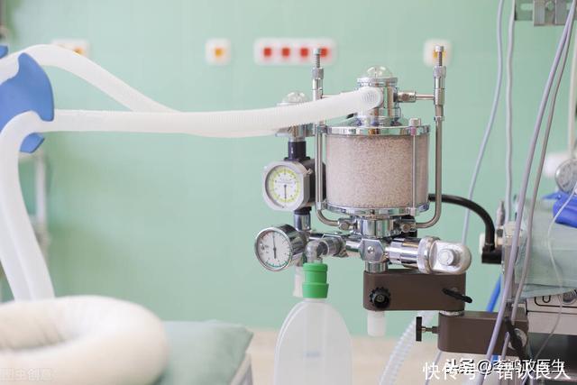 女子发热,以为肝癌,儿子拒绝治疗,医生一段话终挽回生命