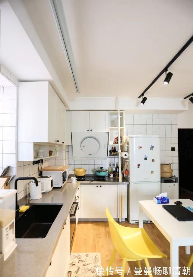 齐家敏敏|30㎡超小户型,她榨干每1㎡空间!挤出独立卫生间和双人床大卧室