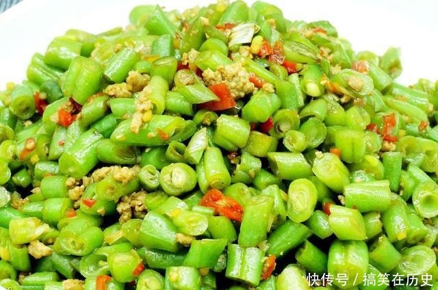 炒豆角,最不该直接下锅炒!请您记住这一妙招,豆角入味,不发黄