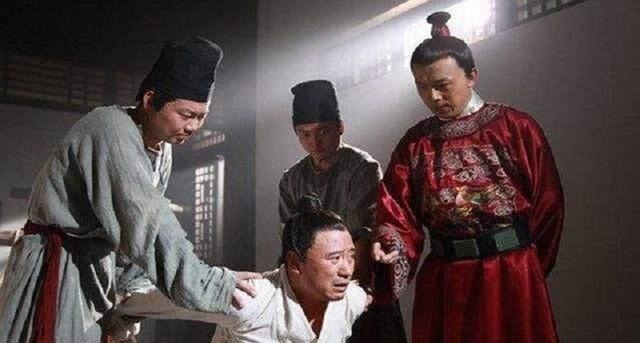 上位|奸臣李斯一生为上位不择手段,最终结局具五刑,腰斩,夷三族