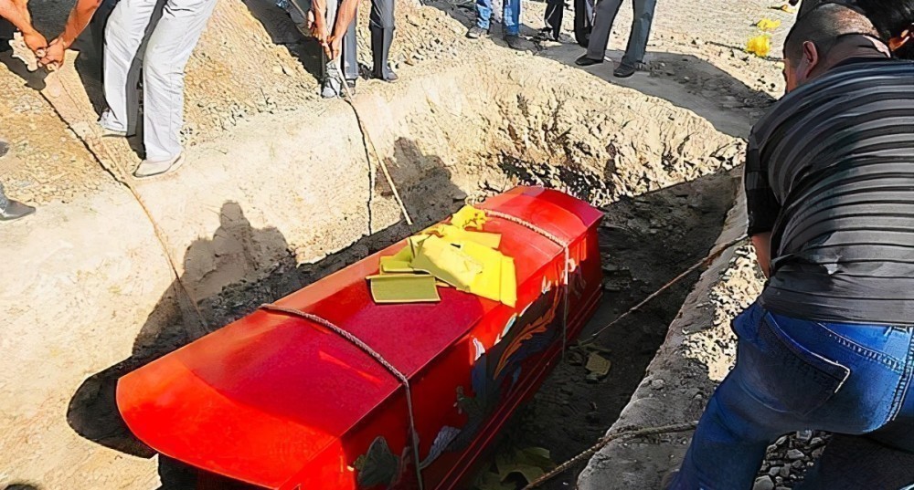 迷信#古代人死之后为何要烧纸钱?原来并非迷信,是有历史依据的