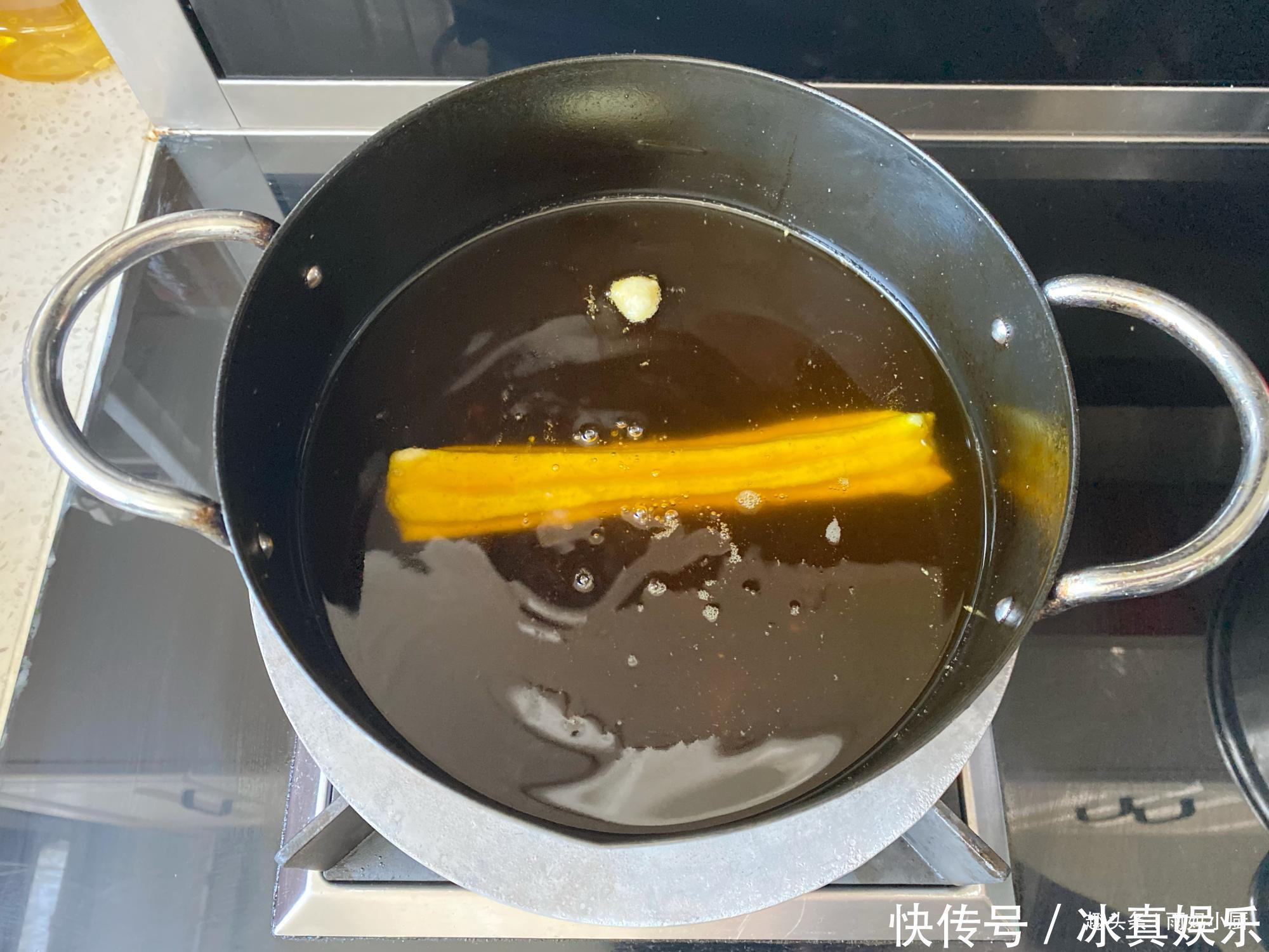 不用1滴水不用泡打粉的安心油条，酥香蓬松，孩子吃更安全