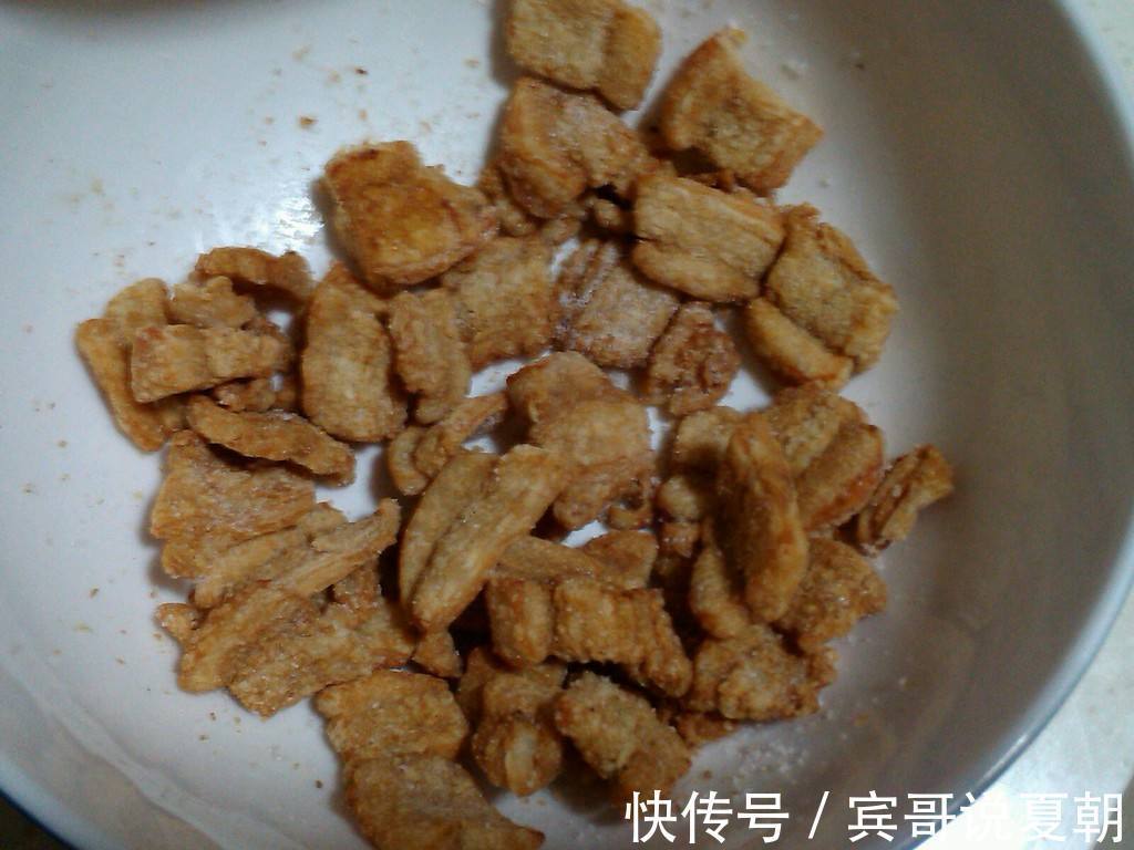 猪油渣|熬猪油剩下的猪油渣，可以吃吗，是养生还是致癌呢做错了很多年