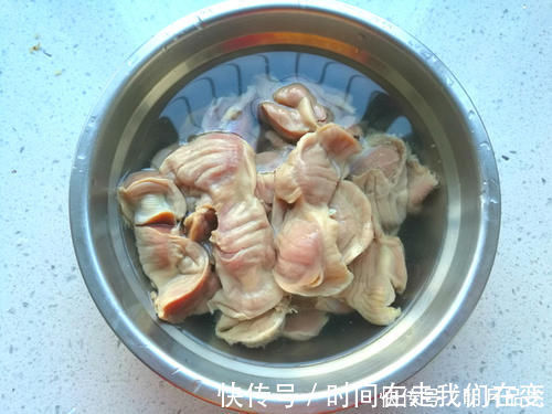 鸡胗|鸡身上“最值钱”的部位,肉贩子自己留着偷偷吃,识货的抢着买!